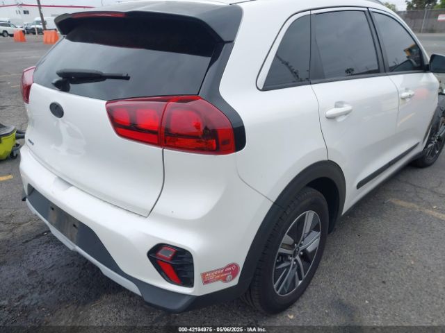 KNDCM3LD6L5403988 KIA Niro Plug-in Hybrid Lxs