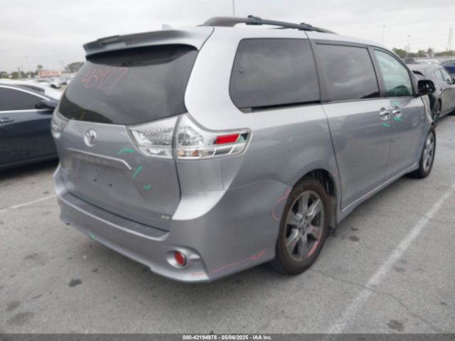 5TDXZ3DC0JS949511 Toyota Sienna Se 8 Passenger