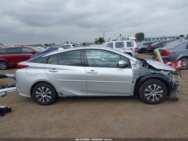JTDKARFP3L3153442 Toyota 2zr-fxe+1nm+1sm