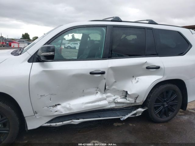 JTJDY7AX2M4340275 Lexus Lx 570 Three-row