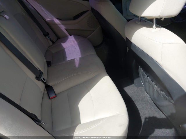 5XXGM4A78EG329217 KIA Optima Lx