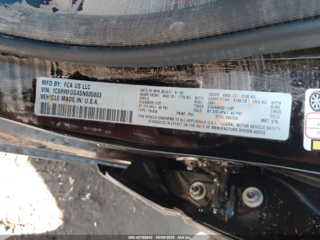 2025 RAM 1500 1C6RRFGG4SN605803 Photo 8