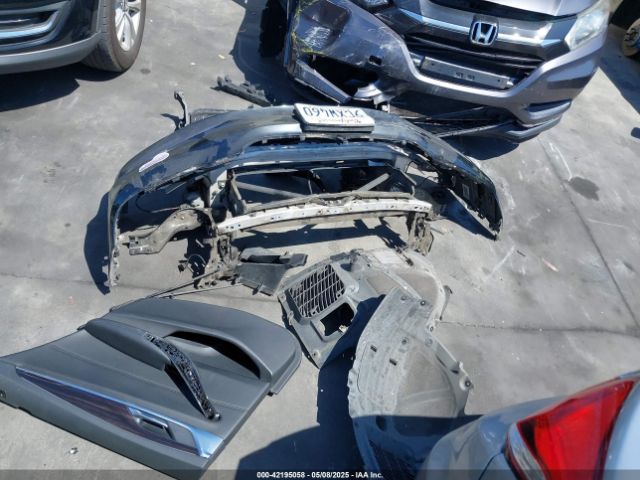 WBAJA9C53KB388858 BMW 2019