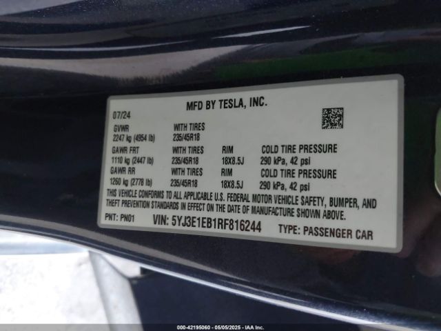2024 TESLA MODEL 3 5YJ3E1EB1RF816244 Photo 8