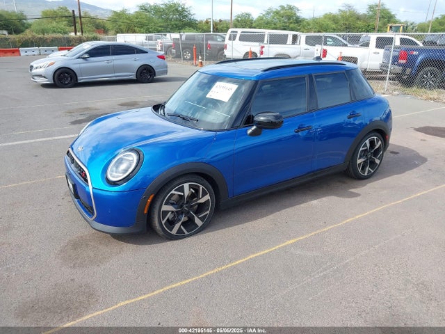 2025 MINI HARDTOP WMW53GD06S2X07348 Photo 1