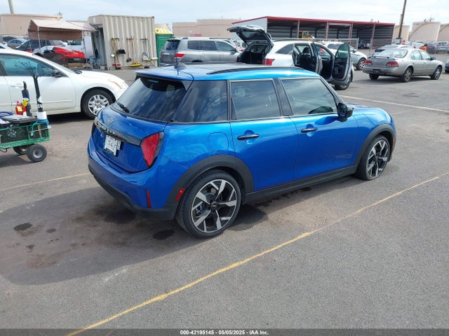 2025 MINI HARDTOP WMW53GD06S2X07348 Photo 3