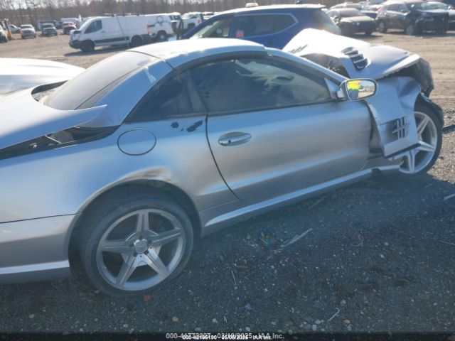 2009 MERCEDES-BENZ SL 550 WDBSK71FX9F152276 Photo 3