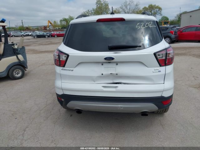 1FMCU9GDXJUC99453 Ford ESCAPE SE