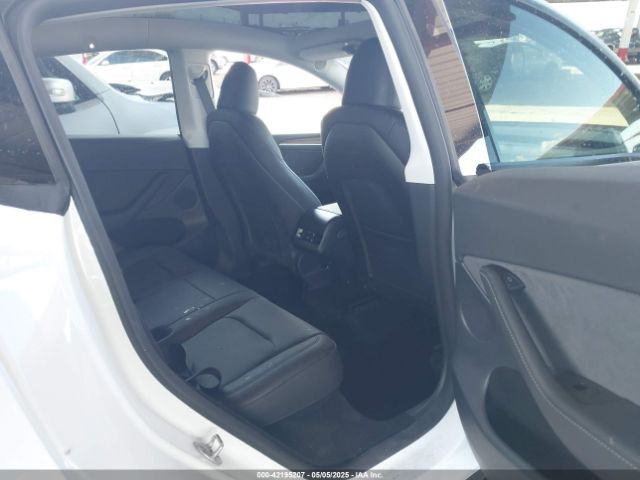 2024 TESLA MODEL Y 7SAYGDED6RF056253 Photo 7