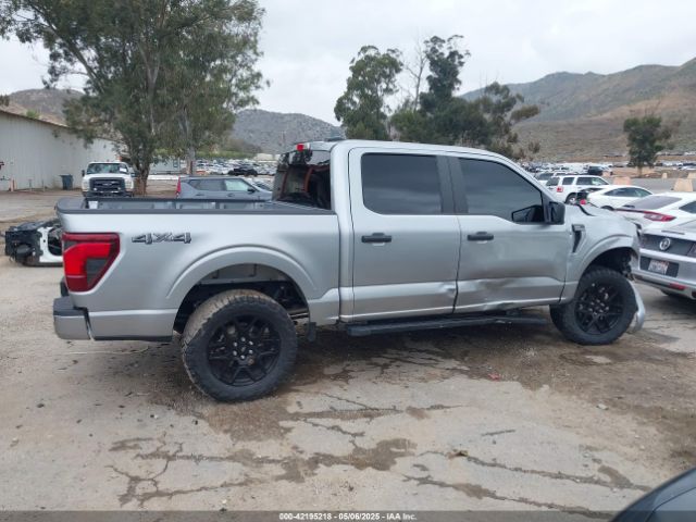 1FTFW2L5XRKD80123 Ford F-150 Stx