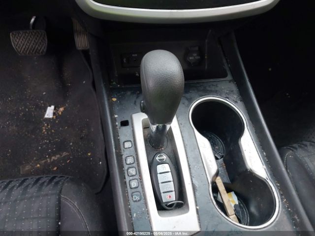 1N4AL3AP5GC157496 Nissan 2016