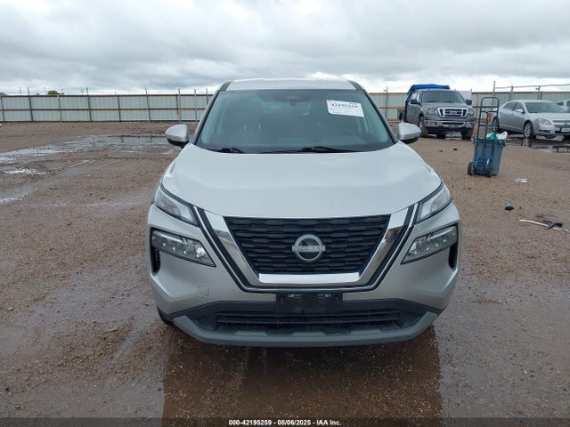JN8BT3BB8PW466559 Nissan Rogue Sv Intelligent Awd