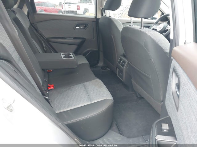 JN8BT3BB8PW466559 Nissan Rogue Sv Intelligent Awd
