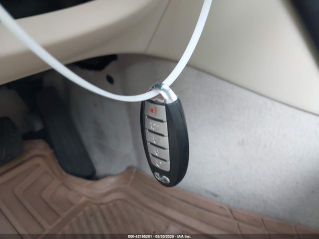 JN1EV7AP9GM300153 Infiniti Q50