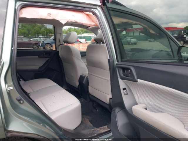 JF2SJAEC6JH605126 Subaru Forester 2.5i Premium