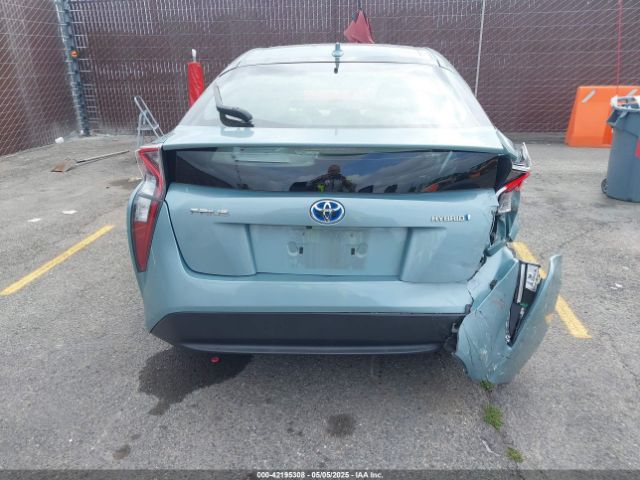 JTDKARFU8G3018145 Toyota Prius Three
