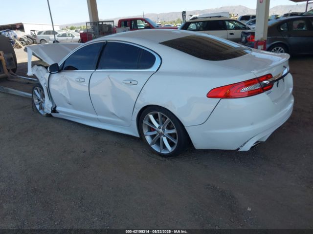 2012 JAGUAR XF SAJWA0HB8CLS43623 Photo 2