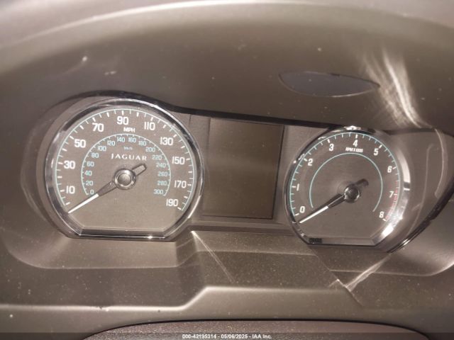 2012 JAGUAR XF SAJWA0HB8CLS43623 Photo 6