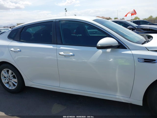 KNAGT4L39G5072778 KIA Optima Lx