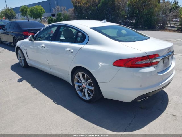 SAJWA0F70F8U72917 Jaguar Xf 3.0 Portfolio/3.0 Sport