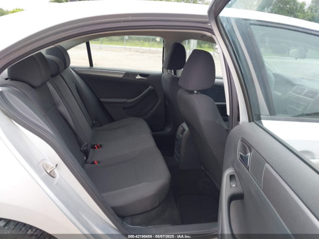 3VW3A7AJ7FM274910 Volkswagen Jetta 2.0l Tdi S