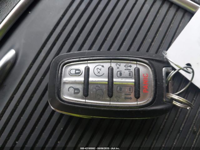 2021 CHRYSLER PACIFICA HYBRID 2C4RC1S78MR535829 Photo 10