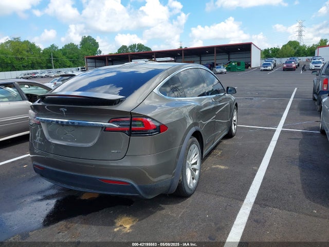 2016 TESLA MODEL X 5YJXCAE26GF008007 Photo 3