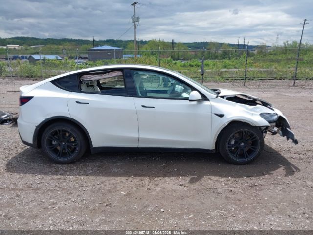 5YJYGDEE0MF144777 Tesla Model Y Long Range Dual Motor All-wheel Drive