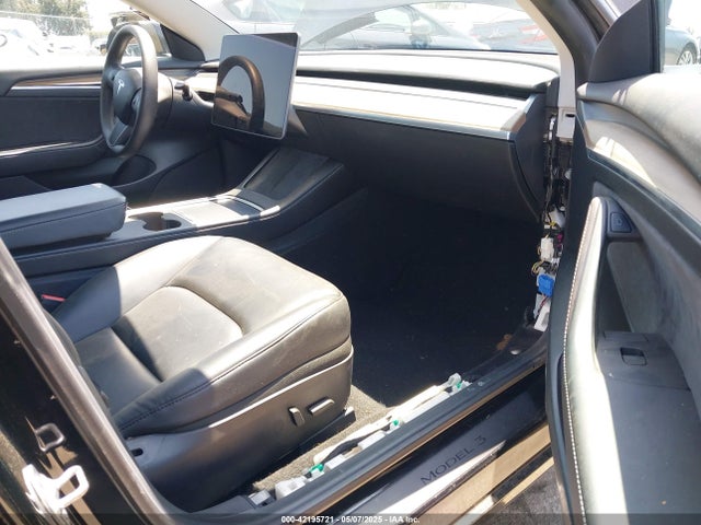 2021 TESLA MODEL 3 5YJ3E1EB0MF995790 Photo 4