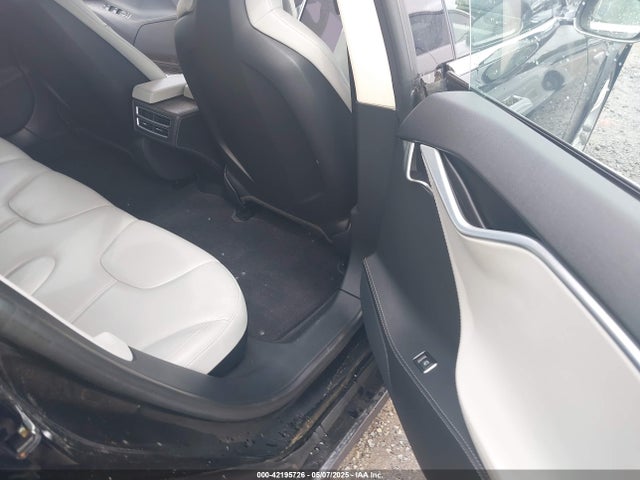 2013 TESLA MODEL S 5YJSA1DG7DFP26402 Photo 7