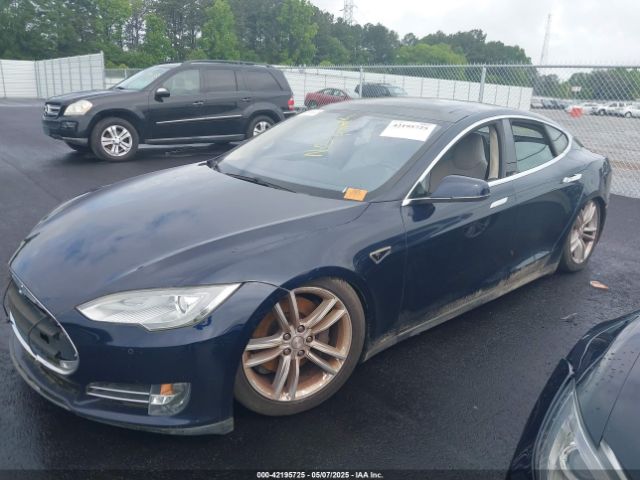 2013 TESLA MODEL S 5YJSA1DN8DFP04374 Photo 1