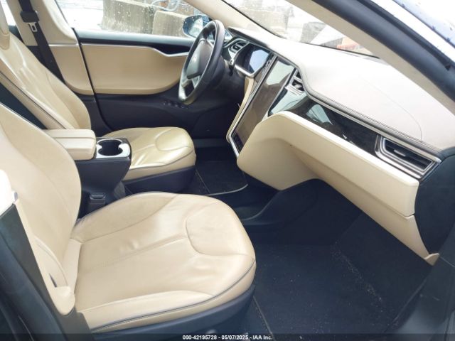 2013 TESLA MODEL S 5YJSA1DP8DFP17210 Photo 4