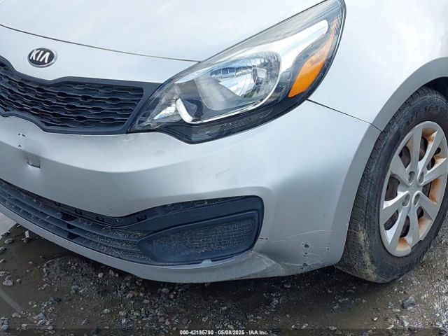 KNADM4A35E6364521 KIA RIO LX