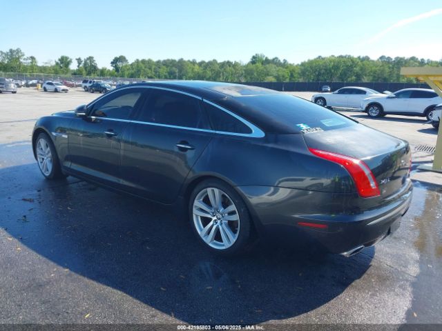 2011 JAGUAR XJ SAJWA2GB2BLV14381 Photo 2