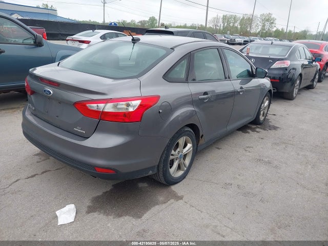 1FADP3F28EL136315 Ford FOCUS SE