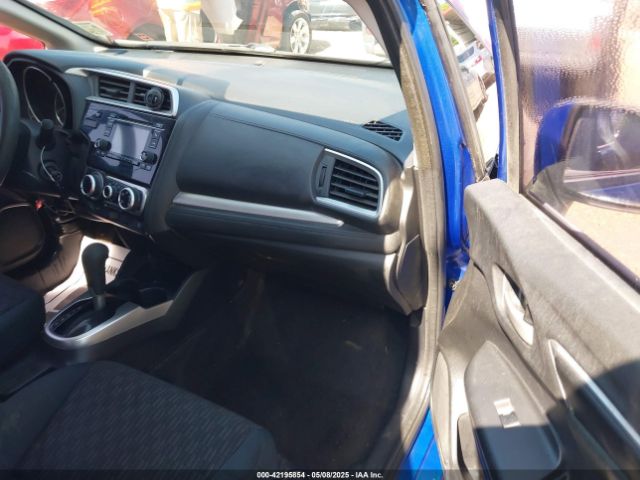 3HGGK5H52FM755423 Honda FIT LX