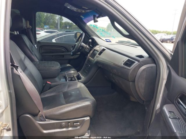 2011 CADILLAC ESCALADE 1GYS4AEF5BR249757 Photo 4