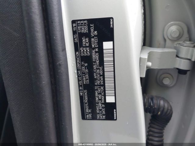 2019 VOLVO S60 7JRA22TL7KG003425 Photo 8