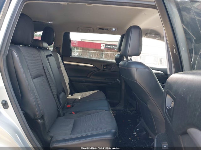 5TDBZRFH9HS458757 Toyota Highlander Le Plus