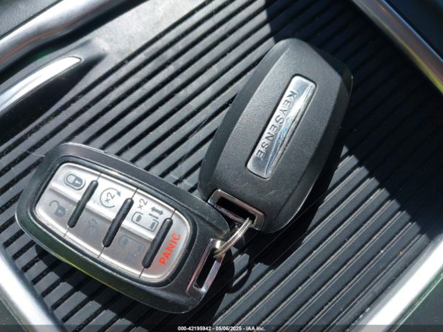 2C4RC1GG1HR572848 Chrysler Pacifica Limited