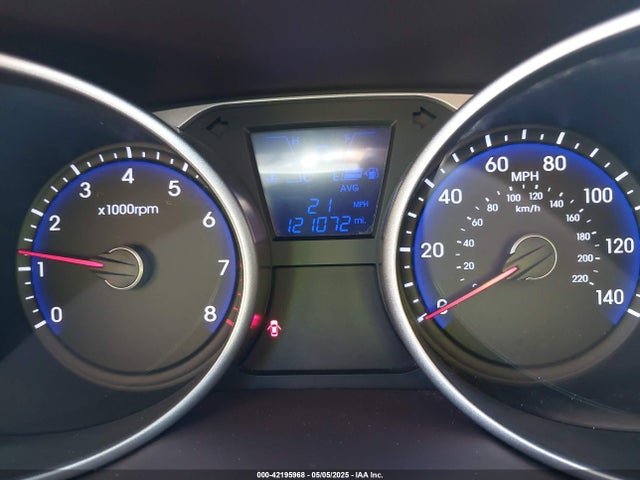 KM8JU3AG9FU106997 Hyundai TUCSON SE