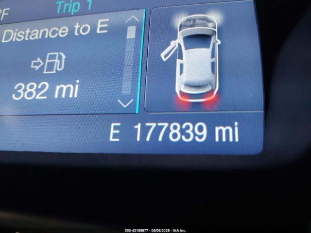 1FADP3K21EL284151 Ford FOCUS SE