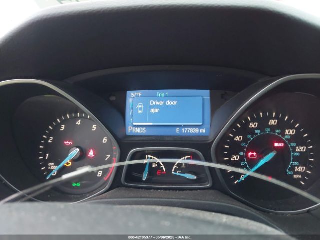 1FADP3K21EL284151 Ford FOCUS SE