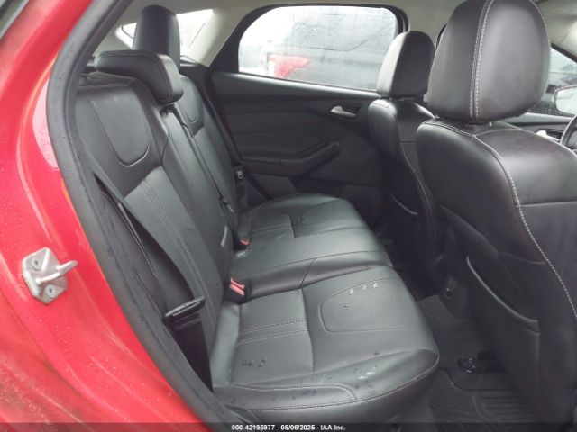 1FADP3K21EL284151 Ford FOCUS SE