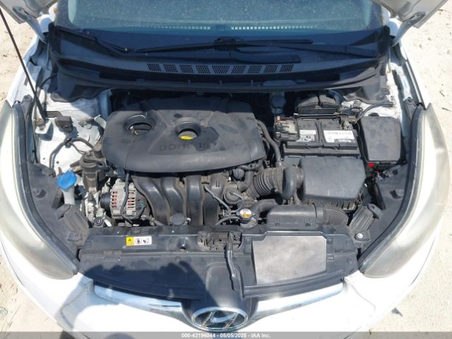 5NPDH4AE8FH593260 Hyundai ELANTRA SE