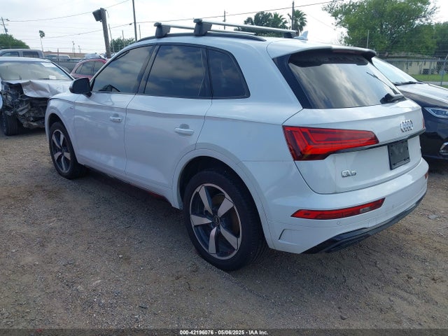 2023 AUDI Q5 WA1EAAFY3P2111723 Photo 2