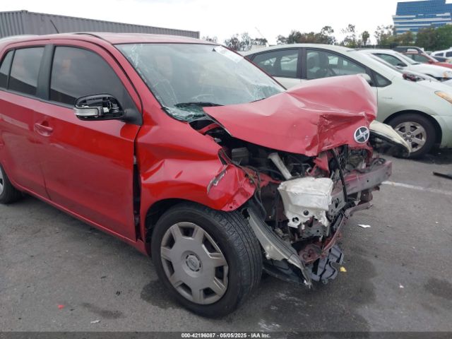 JTKKUPB40E1043799 Scion XD