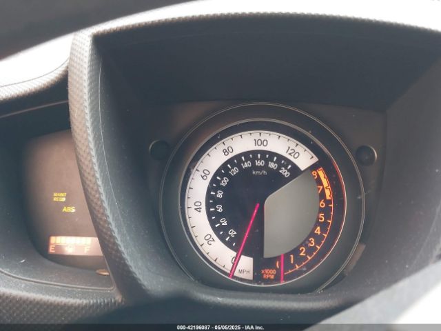 JTKKUPB40E1043799 Scion XD