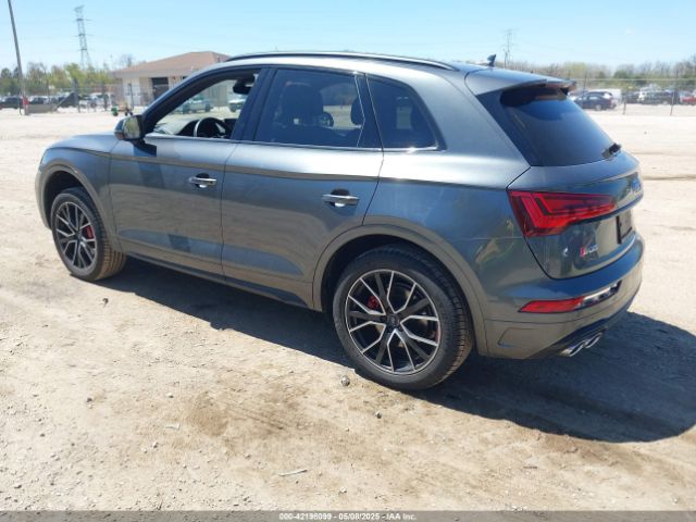 2021 AUDI SQ5 WA1B4AFY1M2001596 Photo 2