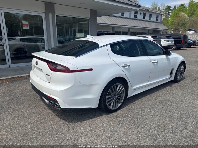 KNAE15LA7J6031245 KIA Stinger